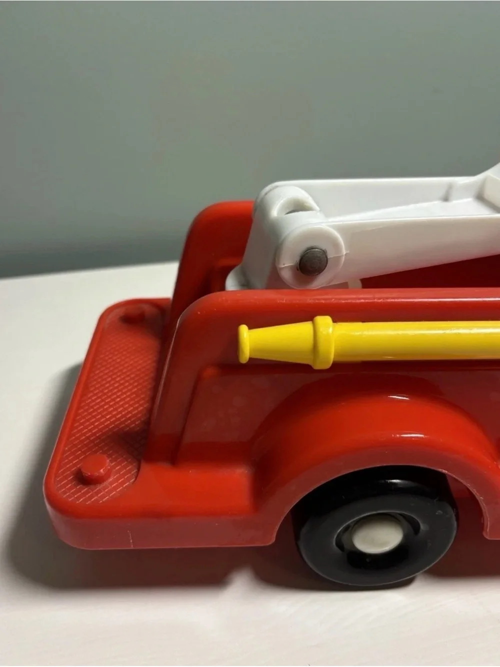 Little Tikes Toddle Tots Fire Engine Fire Truck Vintage Firetruck Toy